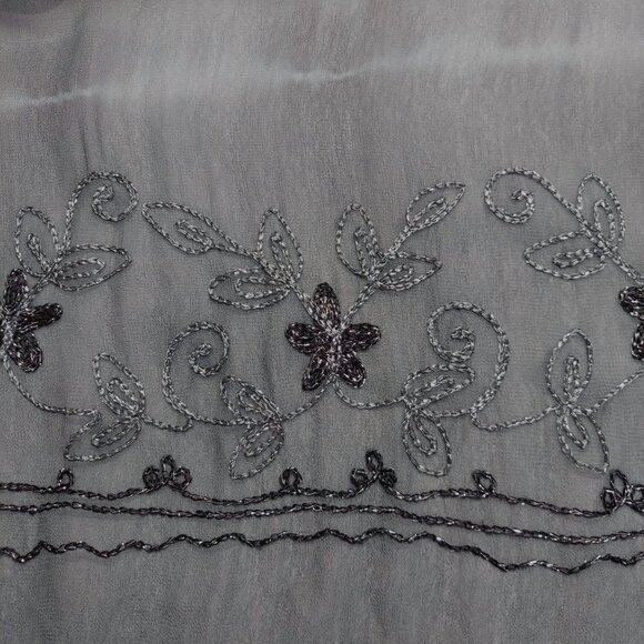 Unbranded Gray Shimmer Fringed Scarf - Picture 5 of 6